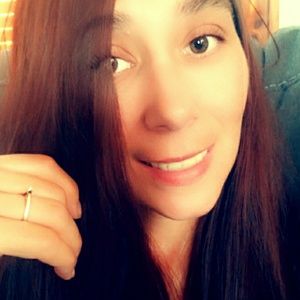 Meet your Posher, Rebecca